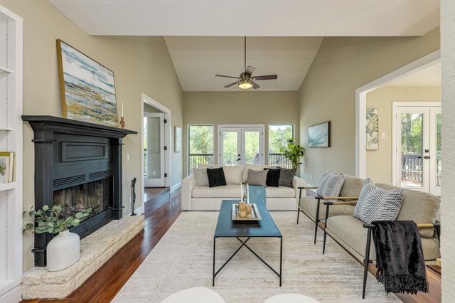 409 Palos Verdes DR, Lakeway, TX 78734