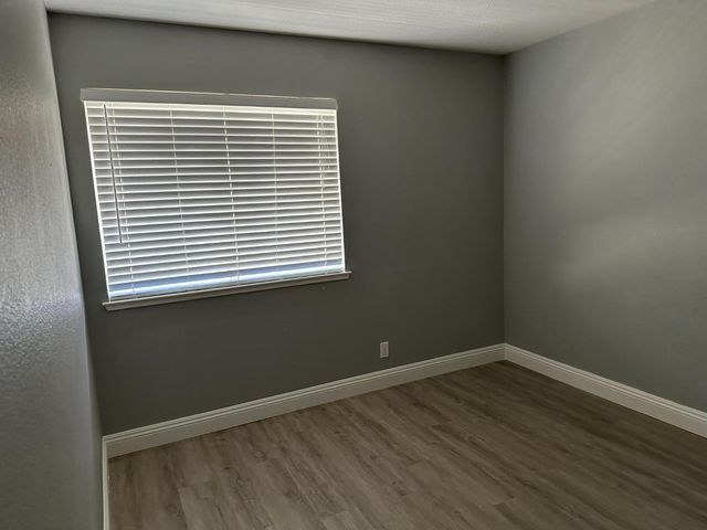 8541 Brisenbourg Way, Antelope, CA 95843