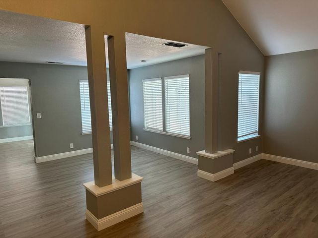 8541 Brisenbourg Way, Antelope, CA 95843