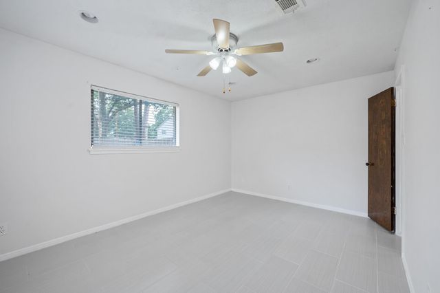12626 New Kentucky Road, Cypress, TX 77429