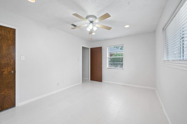 12626 New Kentucky Road, Cypress, TX 77429