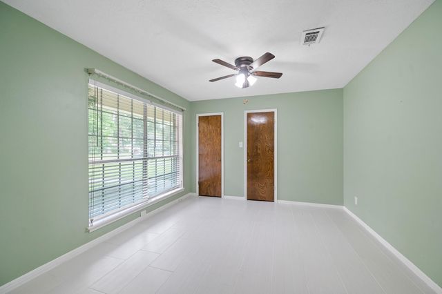 12626 New Kentucky Road, Cypress, TX 77429