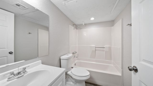 7808 Glass Street, Houston, TX 77016