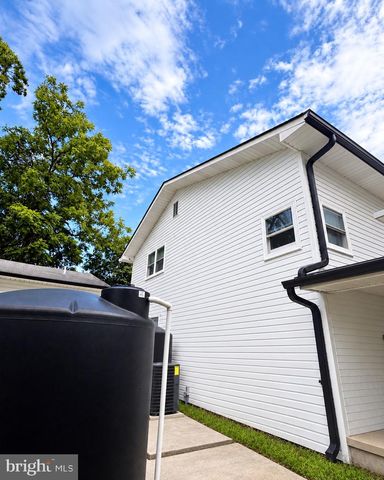 1440 SMITH VILLAGE RD, Silver Spring, MD 20904