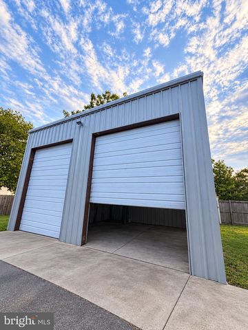 1440 SMITH VILLAGE RD, Silver Spring, MD 20904