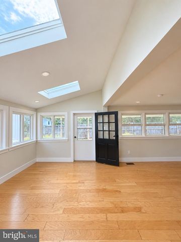 1440 SMITH VILLAGE RD, Silver Spring, MD 20904
