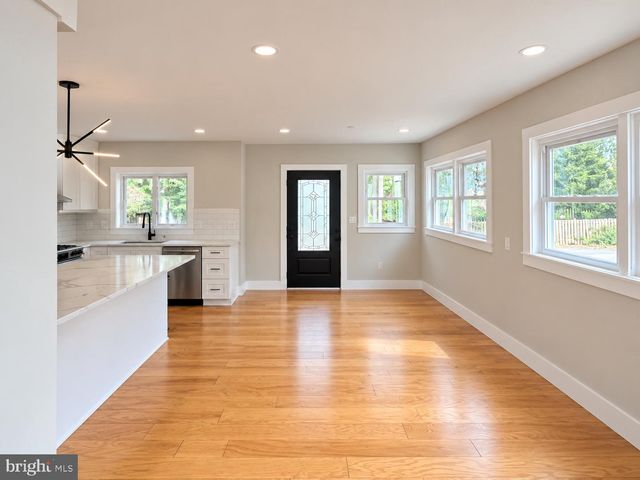 1440 SMITH VILLAGE RD, Silver Spring, MD 20904