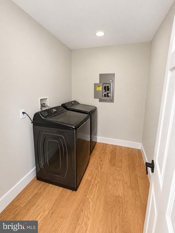 1440 SMITH VILLAGE RD, Silver Spring, MD 20904