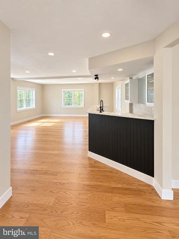 1440 SMITH VILLAGE RD, Silver Spring, MD 20904