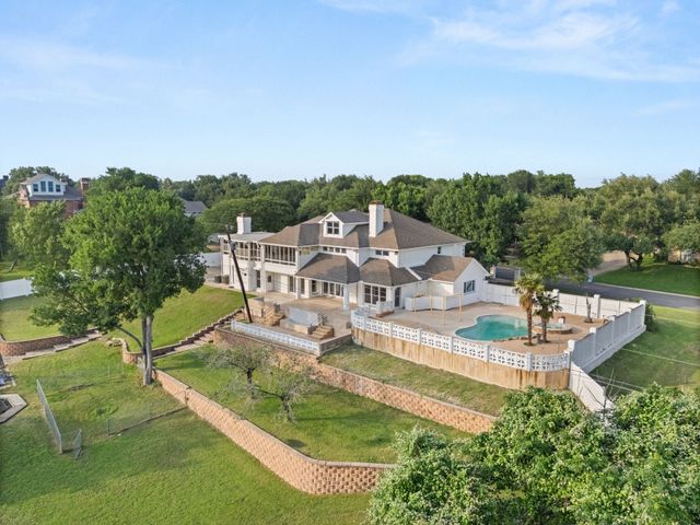 14010 Horseshoe Circle, Woodway, TX 76712