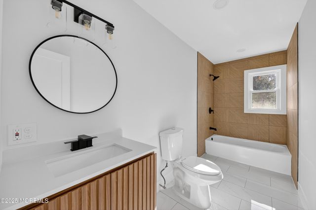 1627 Adams Avenue, Toms River, NJ 08753