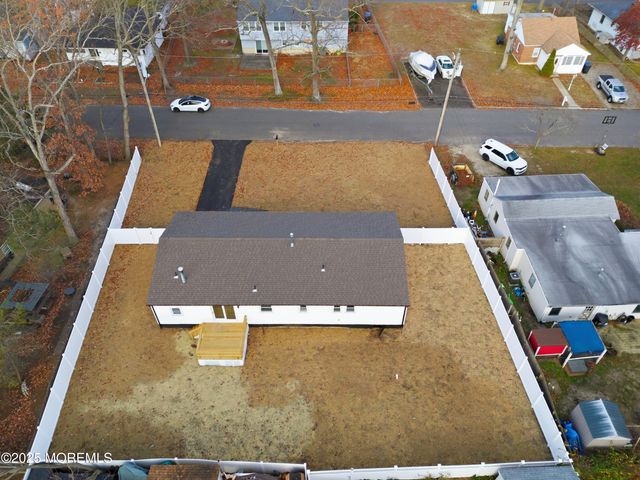 1627 Adams Avenue, Toms River, NJ 08753