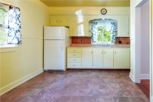 58 Coventry Avenue, Rochester, NY 14610