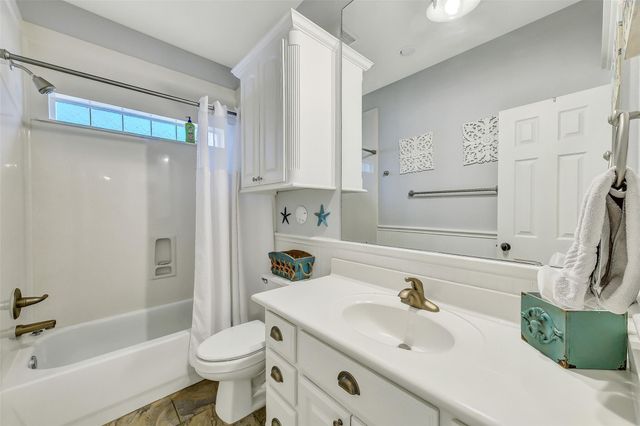 13602 Windlass Circle, Galveston, TX 77554