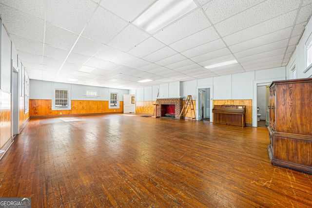 529 E Howell Street, Hartwell, GA 30643