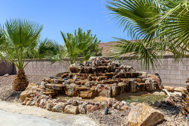 78383 Sterling Lane, Palm Desert, CA 92211