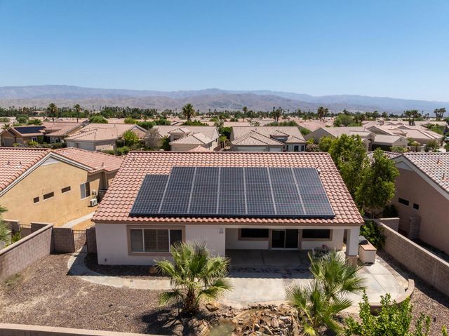 78383 Sterling Lane, Palm Desert, CA 92211