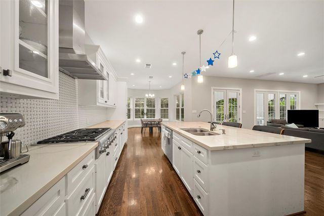 3766 Drake Street, Houston, TX 77005