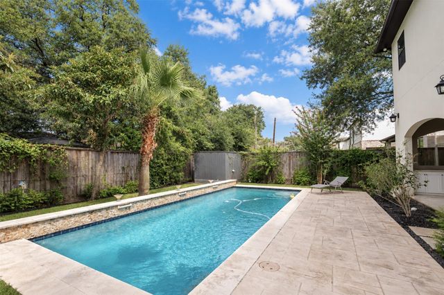 3766 Drake Street, Houston, TX 77005