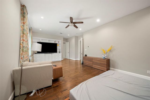 3766 Drake Street, Houston, TX 77005