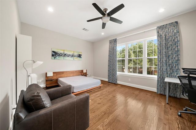 3766 Drake Street, Houston, TX 77005