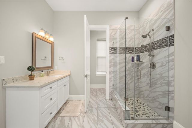 3766 Drake Street, Houston, TX 77005