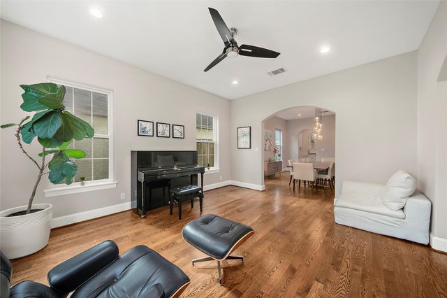 3766 Drake Street, Houston, TX 77005