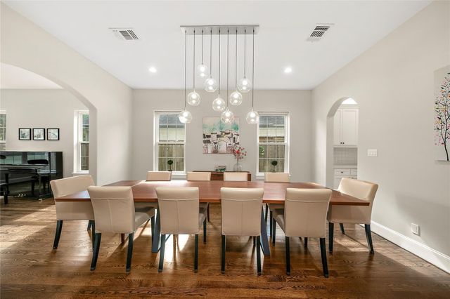 3766 Drake Street, Houston, TX 77005