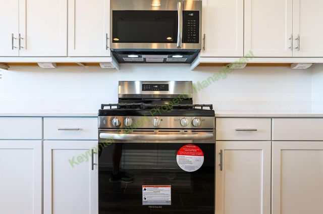 8247 E Petunia Avenue, Mesa, AZ 85212