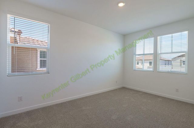 8247 E Petunia Avenue, Mesa, AZ 85212