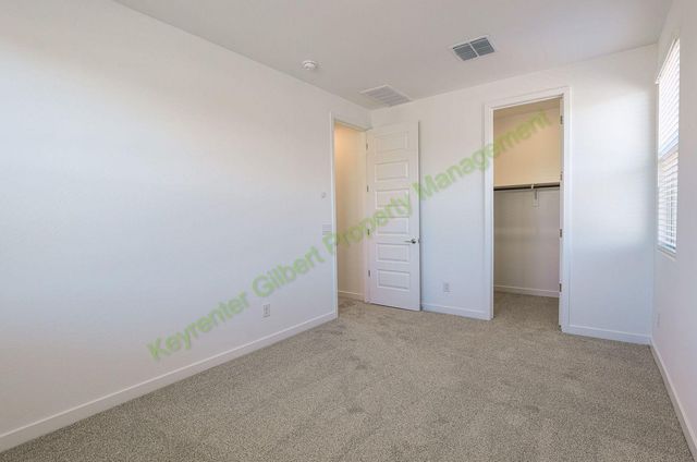 8247 E Petunia Avenue, Mesa, AZ 85212