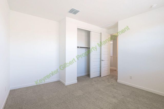 8247 E Petunia Avenue, Mesa, AZ 85212