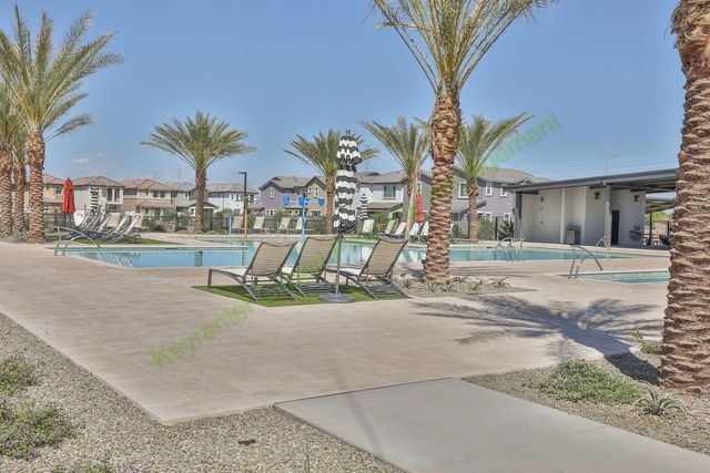 8247 E Petunia Avenue, Mesa, AZ 85212