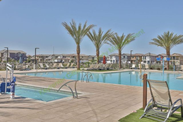 8247 E Petunia Avenue, Mesa, AZ 85212