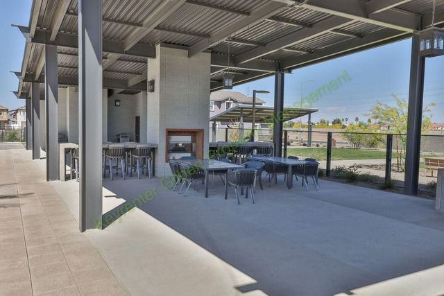 8247 E Petunia Avenue, Mesa, AZ 85212