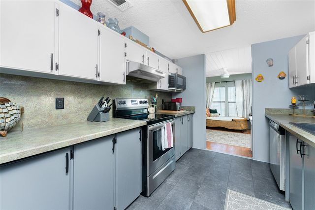 8436 NIGHTHAWK DRIVE, Englewood, FL 34224