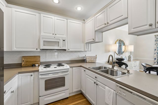 120 Hicks Rd, Nashville, TN 37221