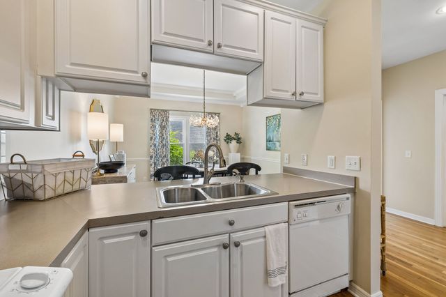 120 Hicks Rd, Nashville, TN 37221