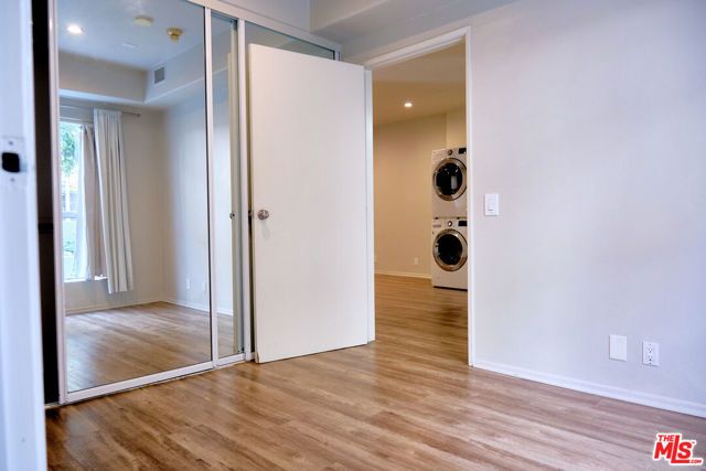 1242 9th 2B, Santa Monica, CA 90401