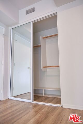 1242 9th 2B, Santa Monica, CA 90401