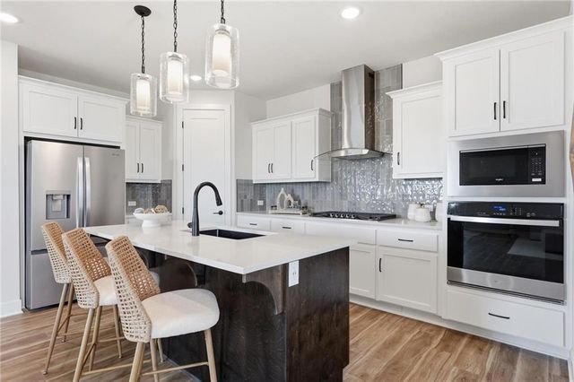 17621 Spivey Street, Gardner, KS 66030