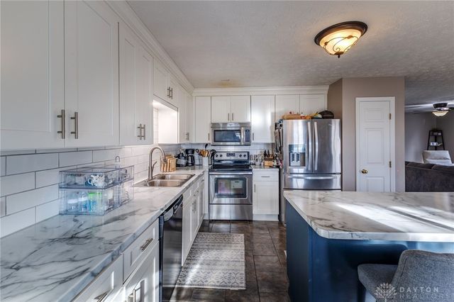 1181 Winchester Drive, Troy, OH 45373