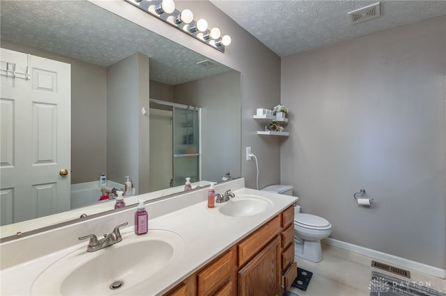 1181 Winchester Drive, Troy, OH 45373