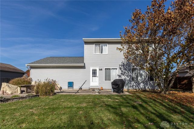 1181 Winchester Drive, Troy, OH 45373