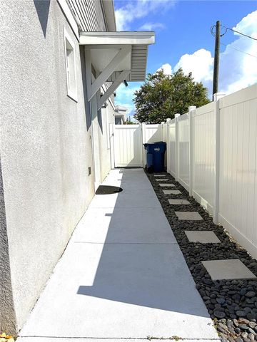 4201 W GRAY STREET 1, Tampa, FL 33609