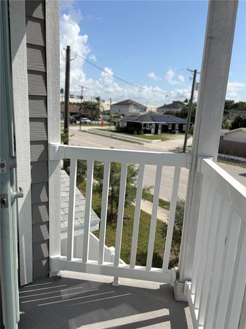 4201 W GRAY STREET 1, Tampa, FL 33609