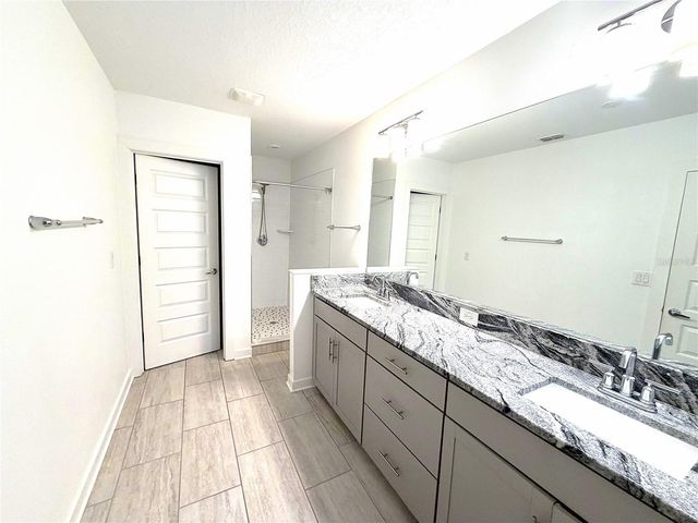 4201 W GRAY STREET 1, Tampa, FL 33609