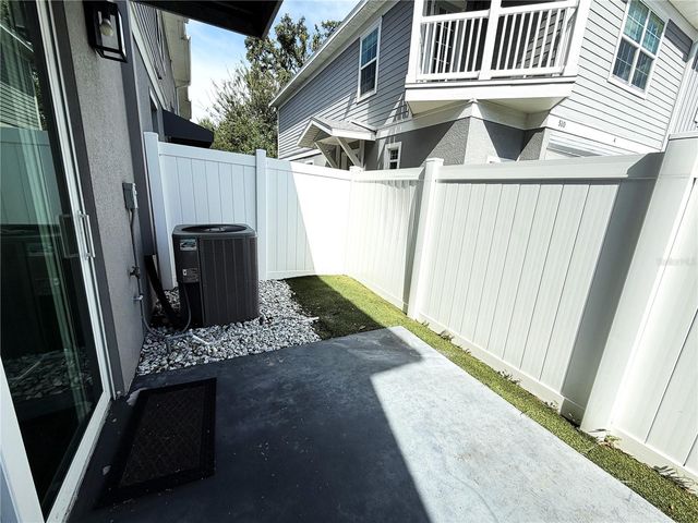4201 W GRAY STREET 1, Tampa, FL 33609