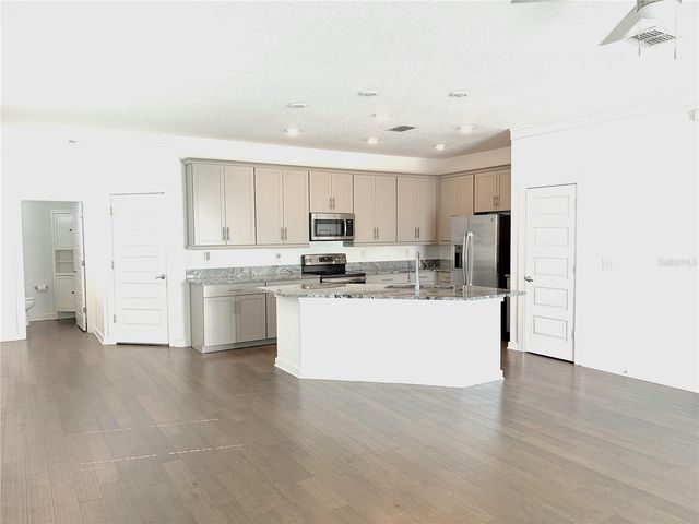 4201 W GRAY STREET 1, Tampa, FL 33609
