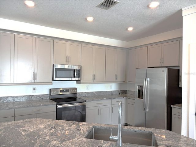 4201 W GRAY STREET 1, Tampa, FL 33609